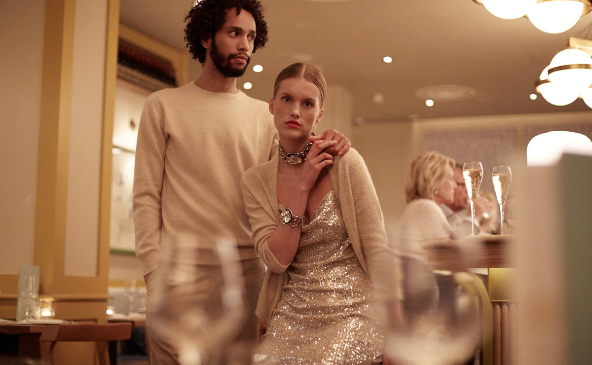 LET'S PARTY AND SPARKLE AT DENNER
