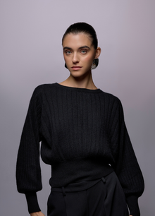 Cashmere Rosa Ribbed Crew