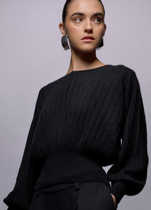 Cashmere Rosa Ribbed Crew