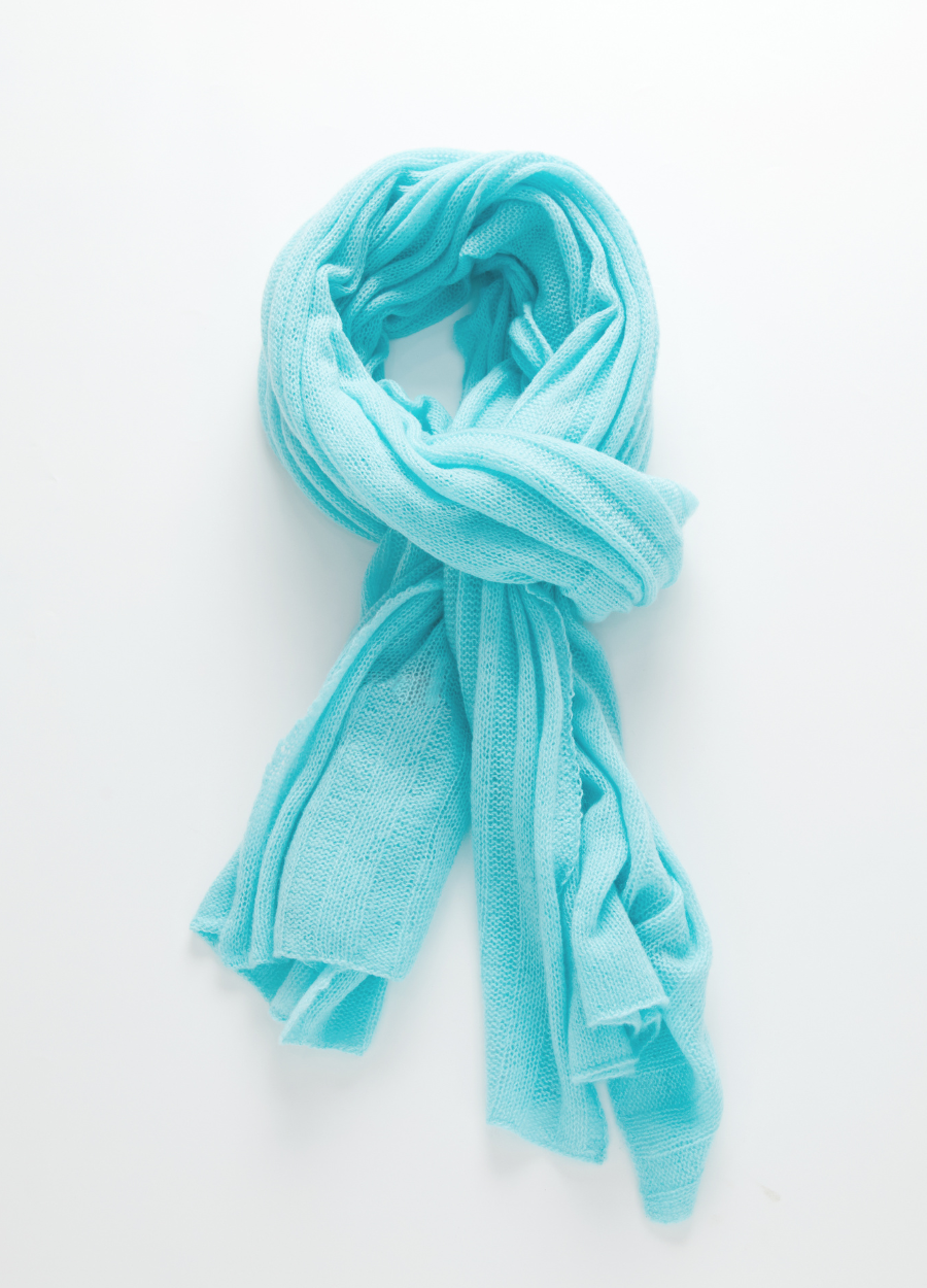 Denner women's cashmere Big Knit Scarf in Opal, view 2