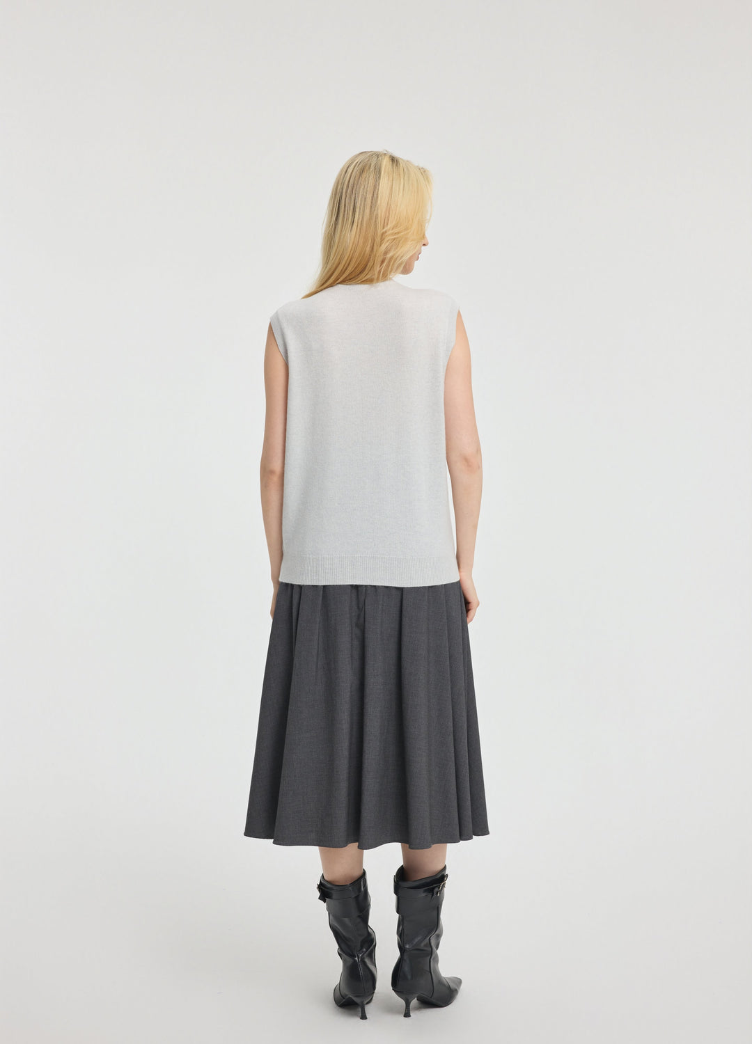 Cashmere Cable Detail-Button Gilet