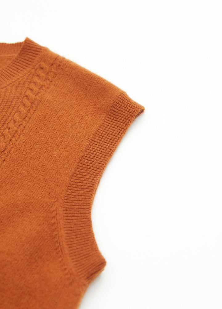 Cashmere Cable Detail-Button Gilet