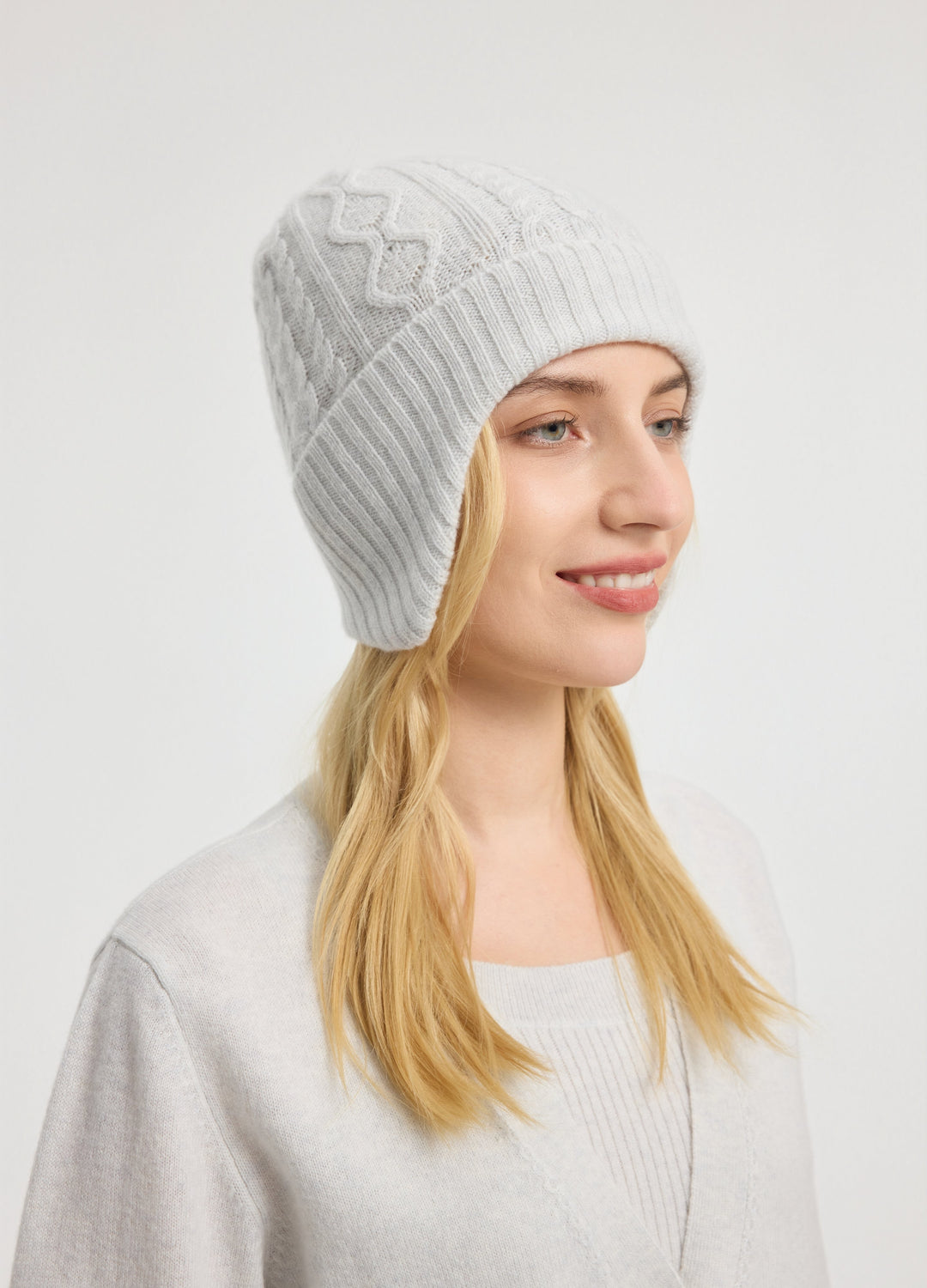 Cashmere Cable Earflap Hat