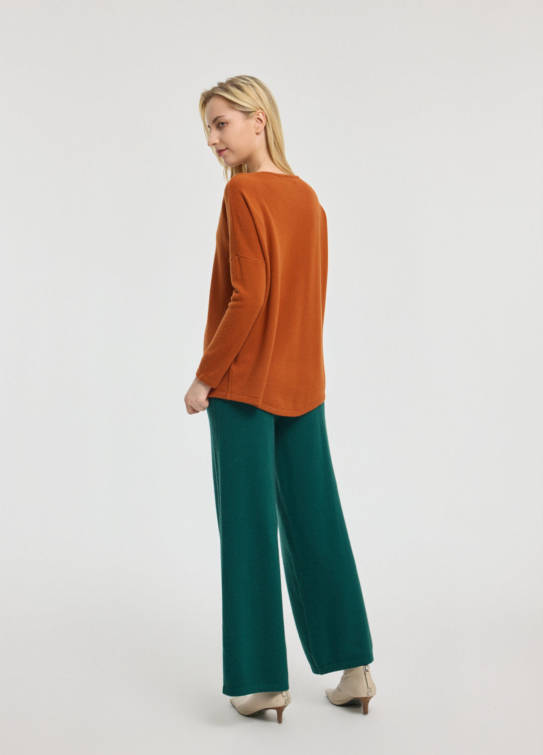 Cashmere Curved-Hem Jumper