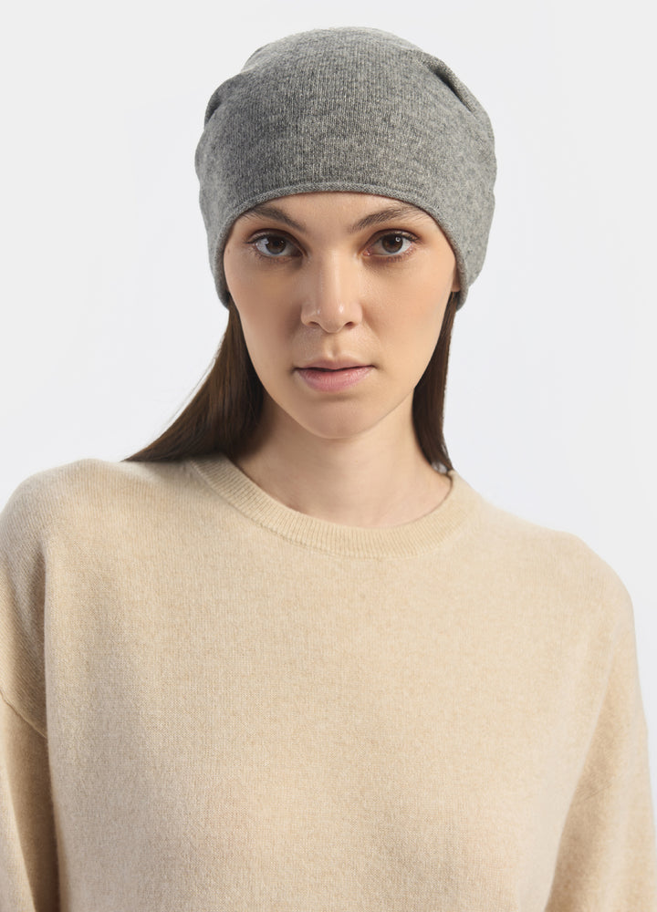 Denner cashmere Knitted Hat (Classic Colours) in Mid Grey