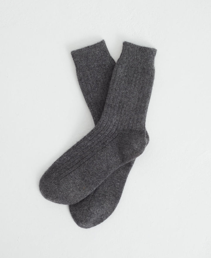 Denner cashmere Ribbed Socks in Derby Grey