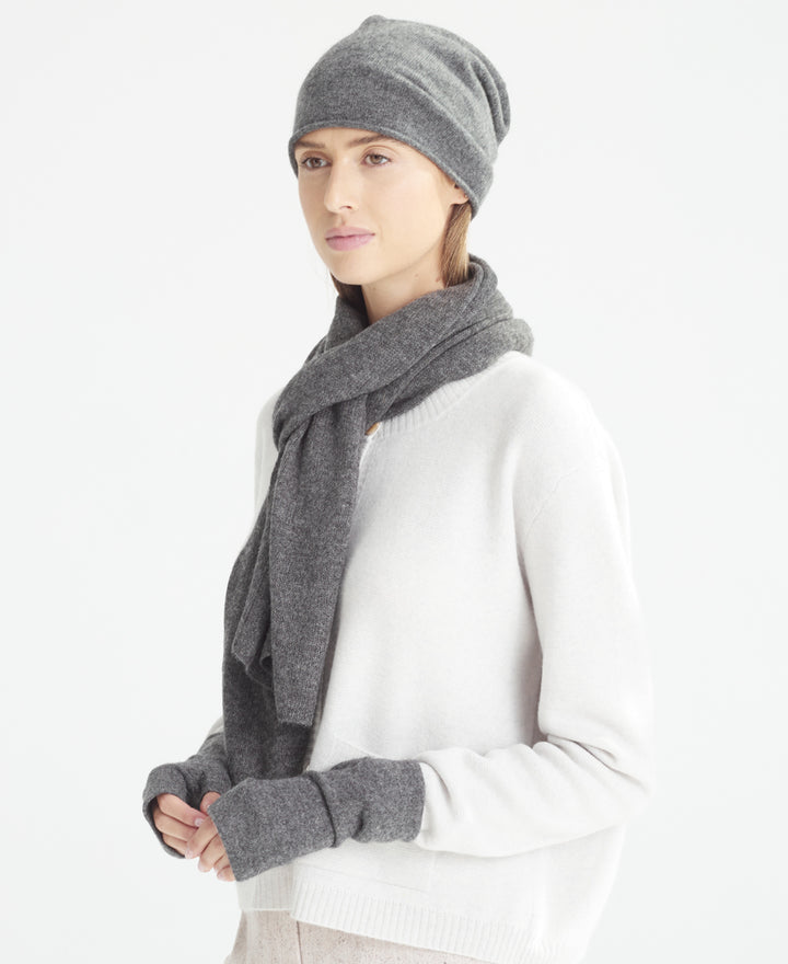 Denner cashmere Knitted Hat (Classic Colours) in Derby Grey, view 3