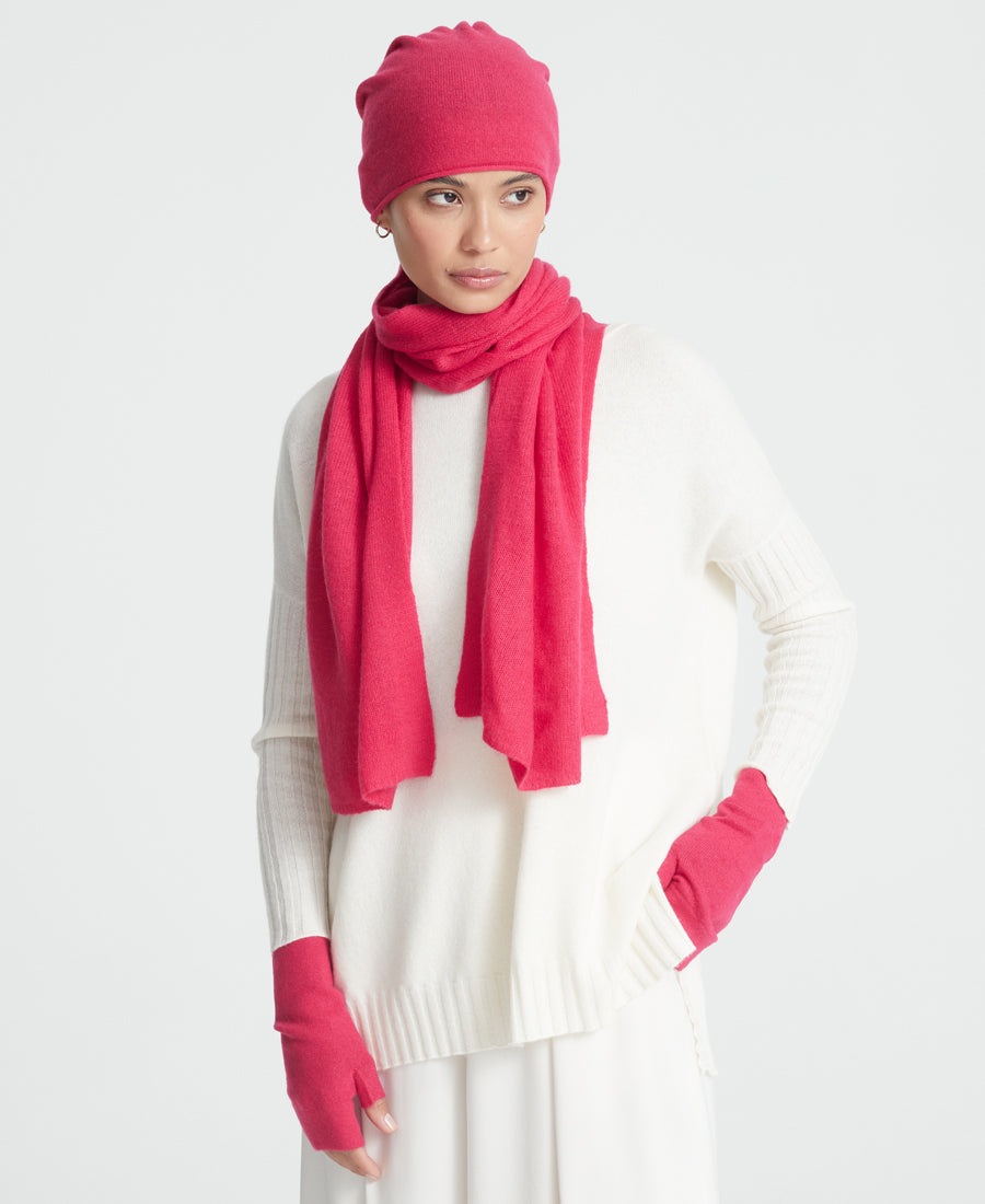 Denner cashmere Knitted Hat (Classic Colours) in Cherry, view 4
