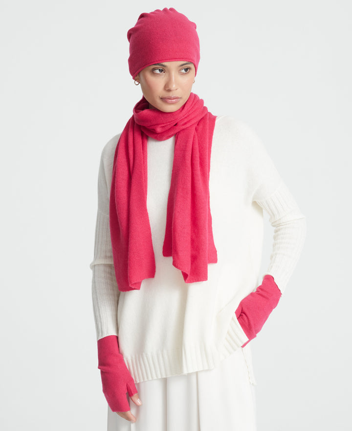 Denner cashmere Knitted Hat (Classic Colours) in Cherry, view 4
