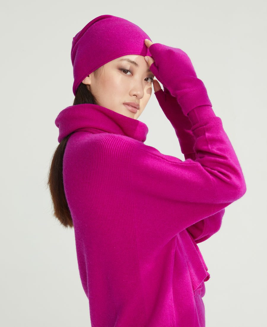 Denner cashmere Knitted Hat (Classic Colours) in Dahlia, view 4