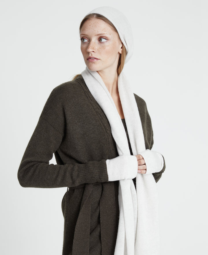Denner cashmere Knitted Hat (Classic Colours) in Haze, view 2