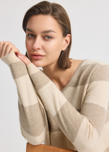 Cashmere Golders Vee