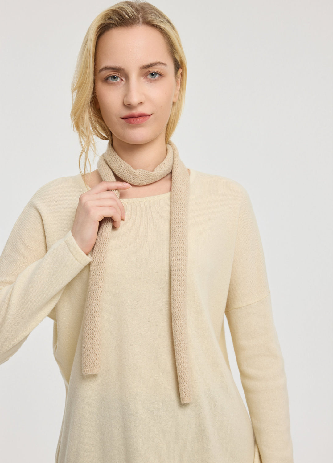 Cashmere Pointelle Mini Scarf
