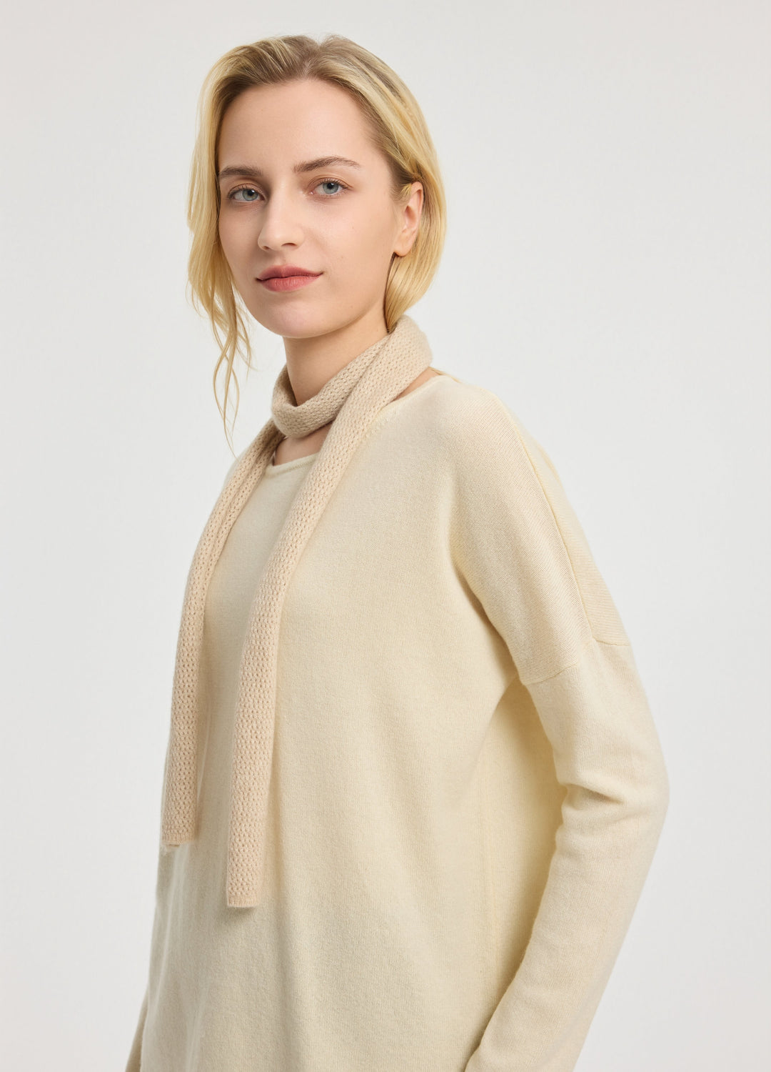 Cashmere Pointelle Mini Scarf