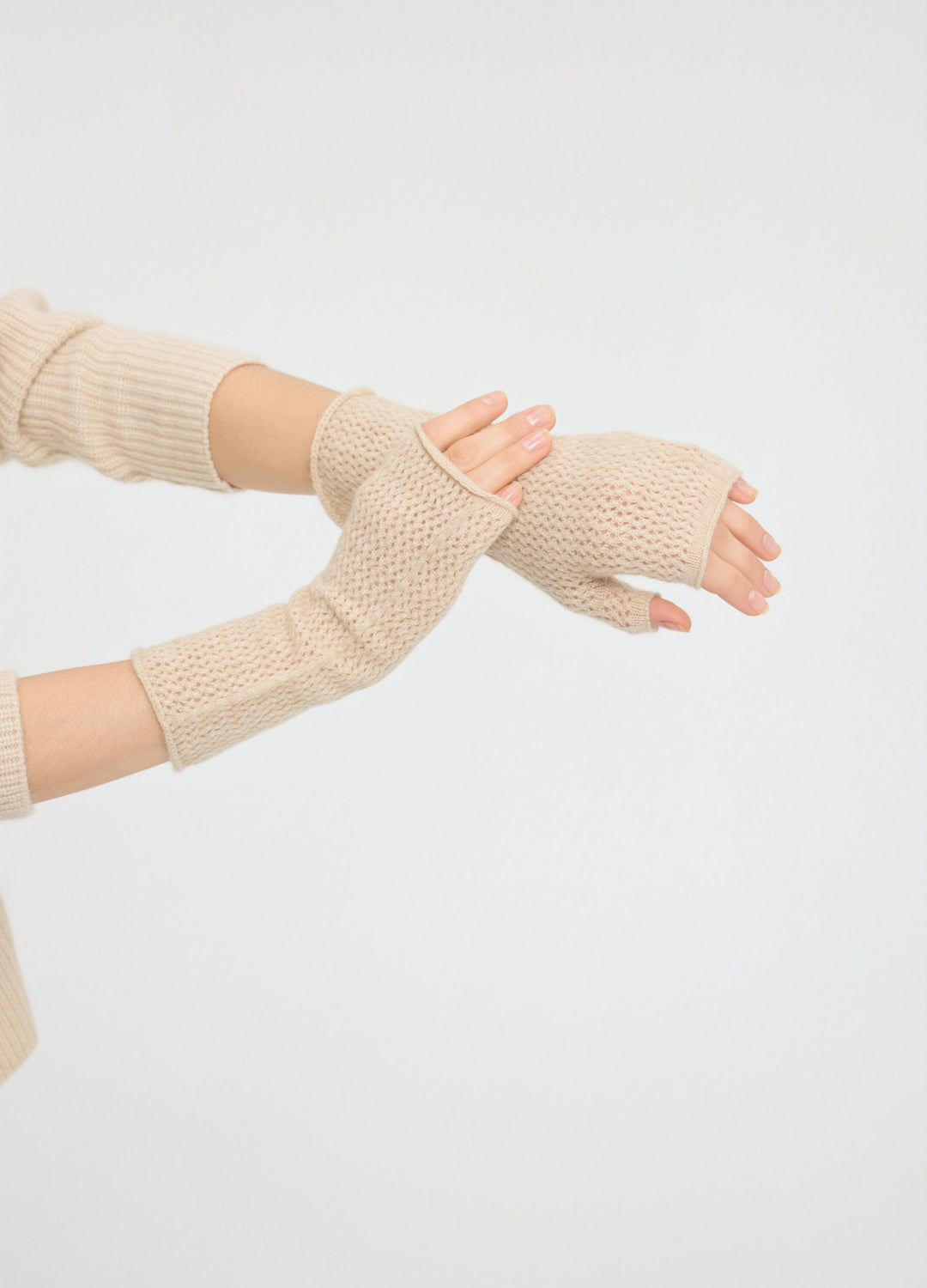 Cashmere Pointelle Wristwarmers