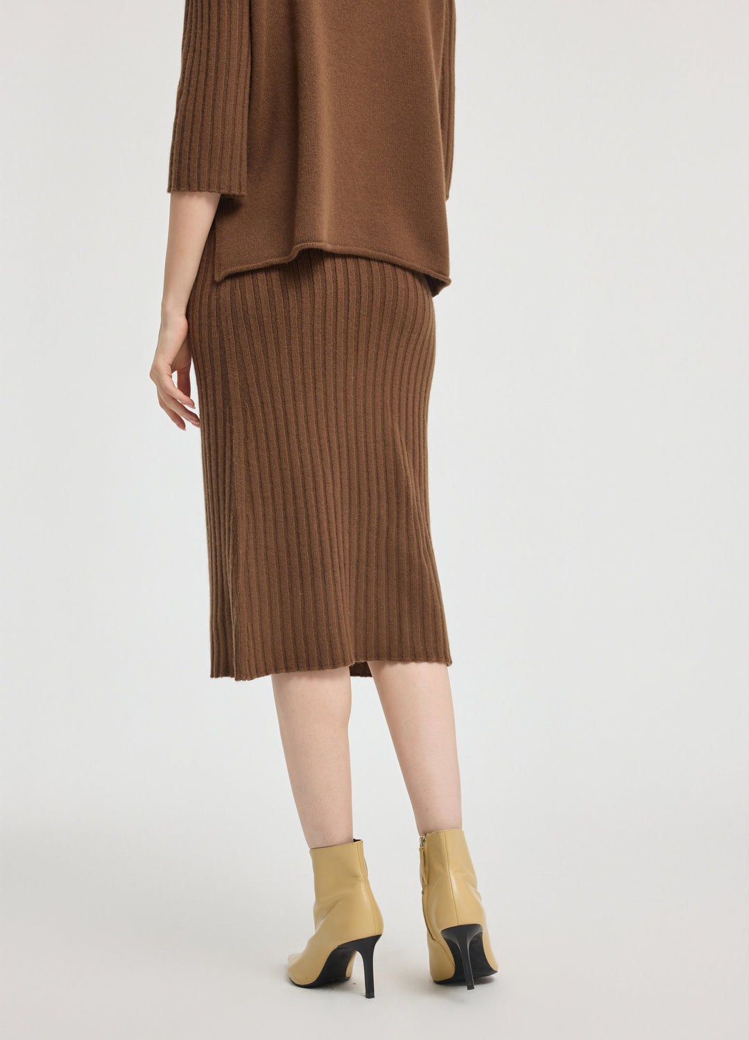 Cashmere Ribbed Midi Skirt