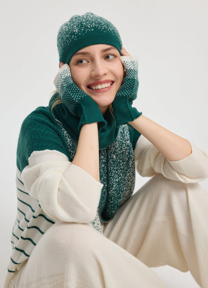 Cashmere Snow Flake Wristwarmers