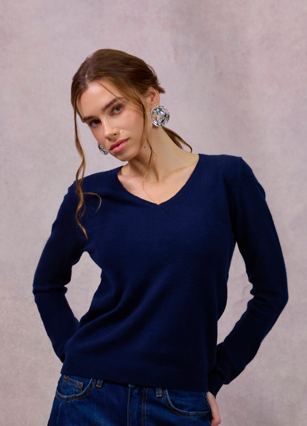 Denner women's V-neck cashmere jumper in Navy, front view on model
