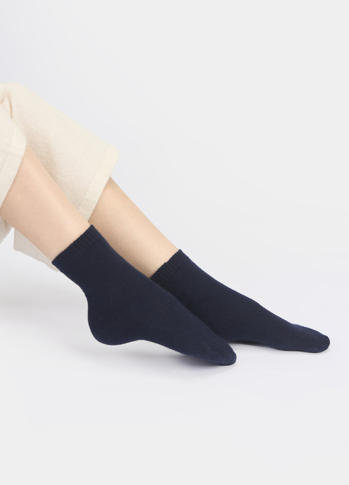 Denner cashmere Socks in Navy